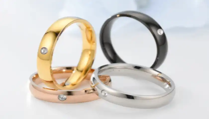 black wedding ring